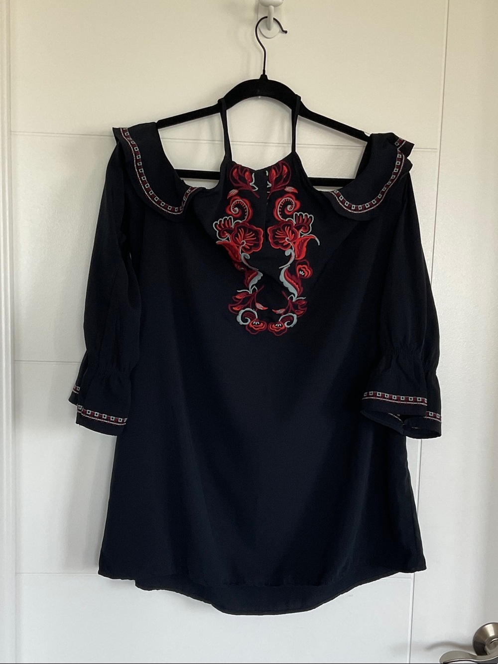 Sugarlips Navy blue Cold-Shoulder Tunic with Red Embroidery